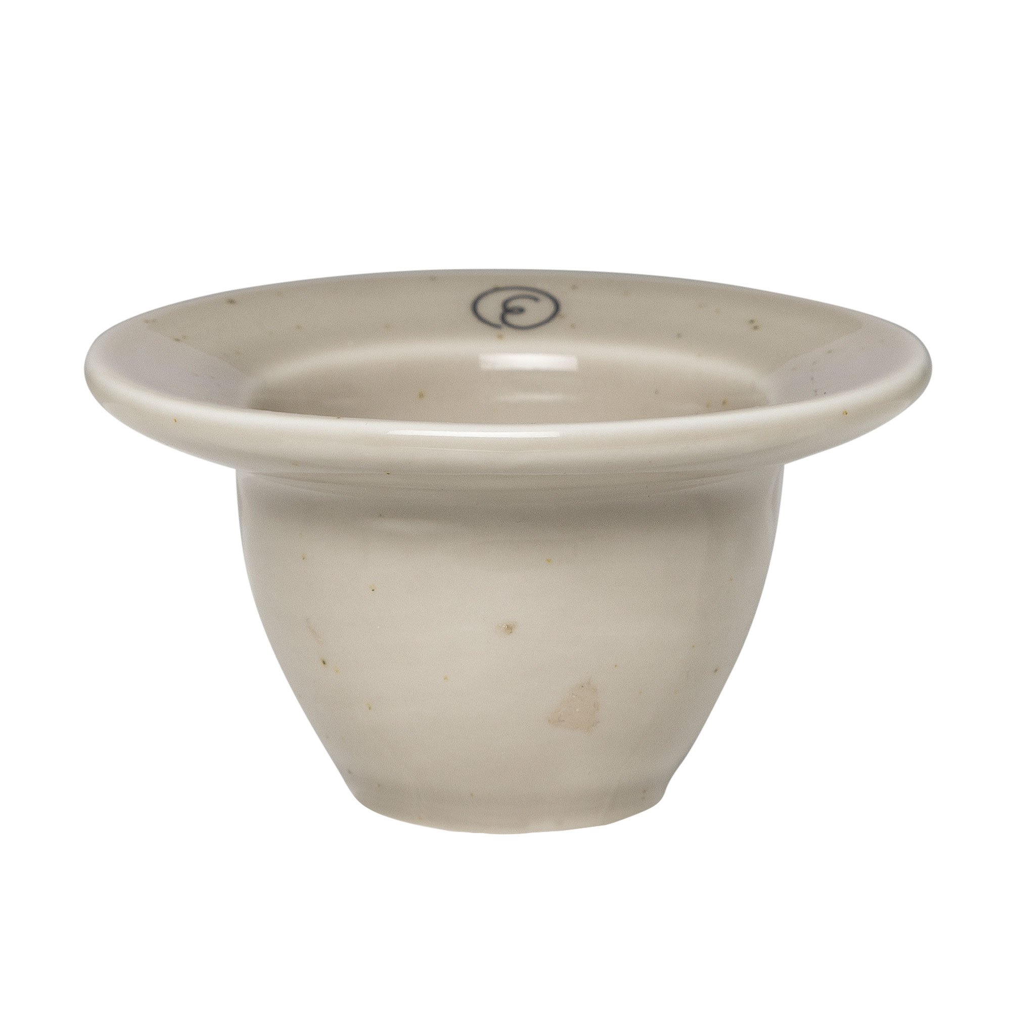 æggebæger Af Porcelæn, Sand fra Ernst